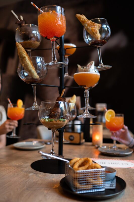 Cocktailtoren zijaanzicht 1